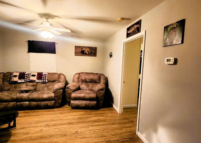 Bear'S Den