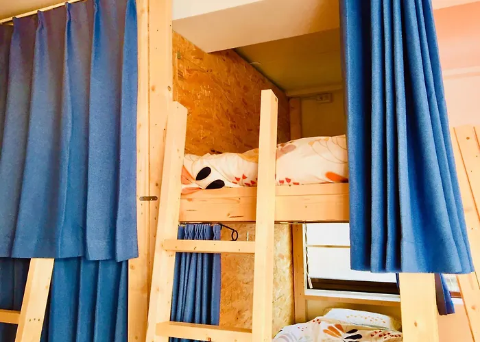 Cloud Sharing Hotel Hakata 1 Guesthouse Dormitory