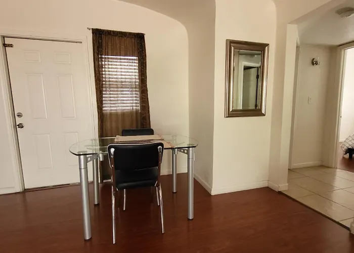 Apartment: U1 - Entire 2 Bedroom Apt In Dt Phx With Pkg