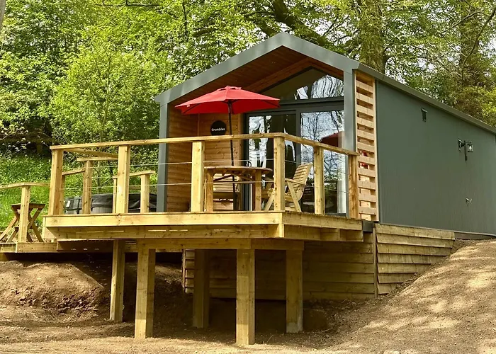 Riverside Cabins