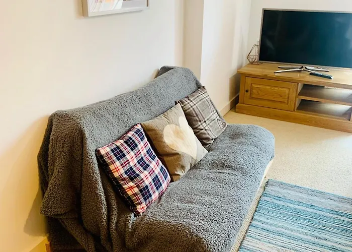 Hotel near College: Victoria Rooms