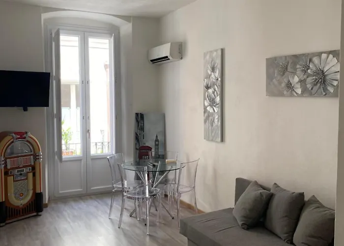 Appartamento : Apartment Cavour 68