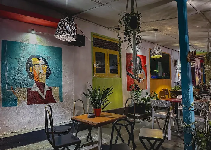 Mad Monkey Hostel And Lounge