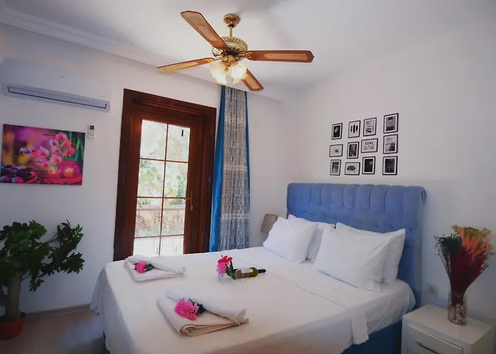 Papermoon Hotel & Apartments