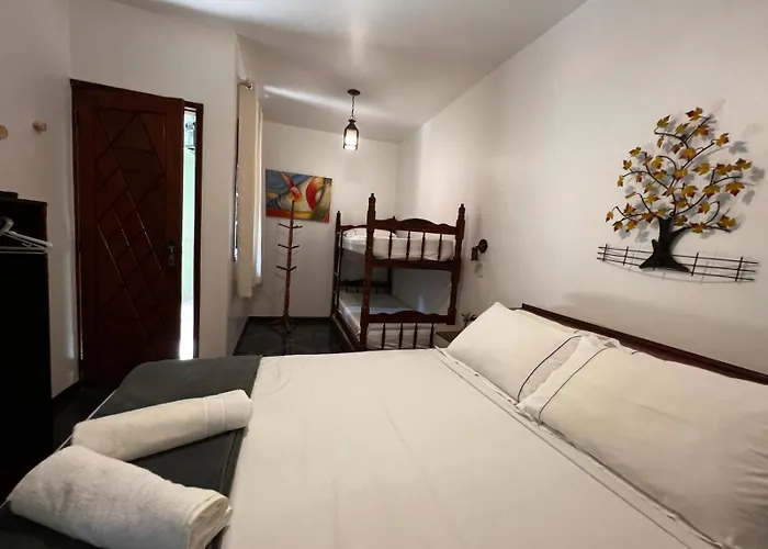 Alojamento com o café da manhã Apenas: Porto Abraão Pousada