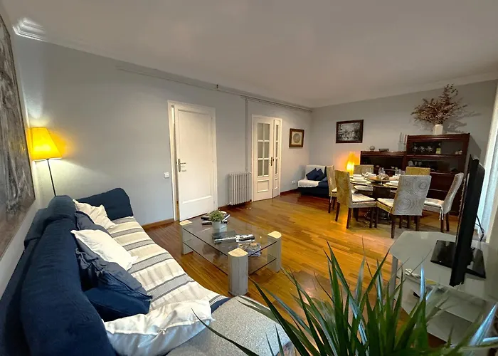 Dog friendly hotels Gracia