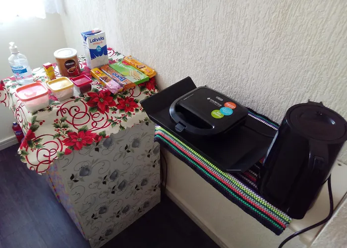POUSADA ALTERNATIVA MANU LAGES Quarto Com Banheiro no Corredor