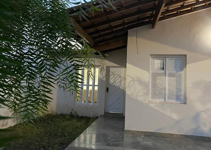 Luxuosa e Elegante Residência