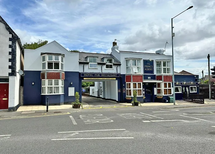The Prince Albert Pub & Hotel With Onsite Free Parking 2 Minutes From Legoland