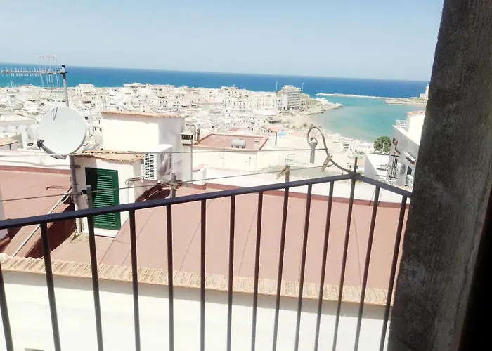 Cheap hotel: Torre La Mezzaluna