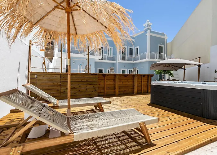 Hotel Jacuzzi: Dona Simone Boutique Suites&Studios - by @ rita's place