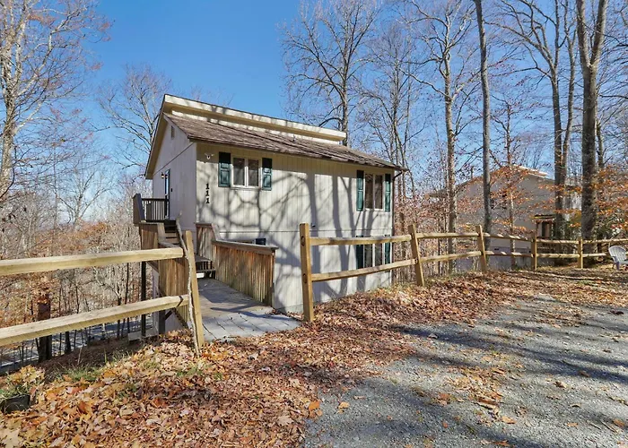 111 Holly Ln By Carolina Stays