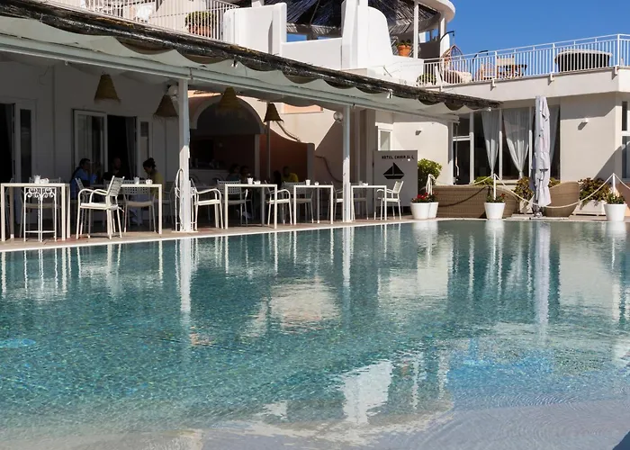 Hotel Chiaia Di Luna