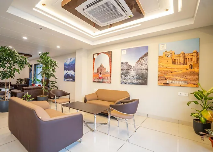 Pets Allowed Hotel Vacanza By Westay Luxury Home