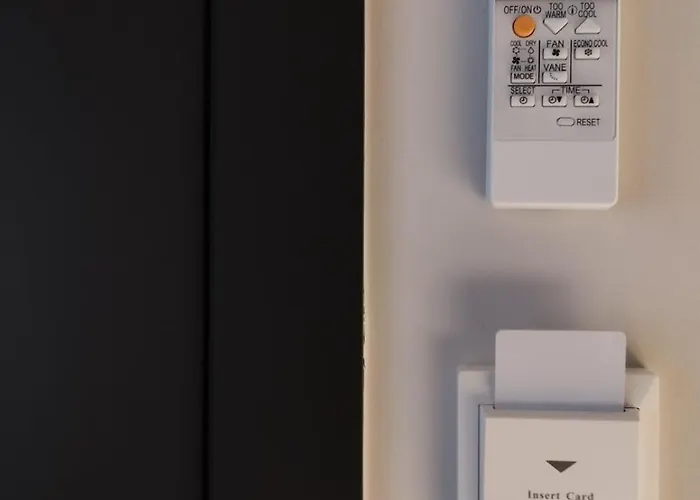 Plaza Rooms
