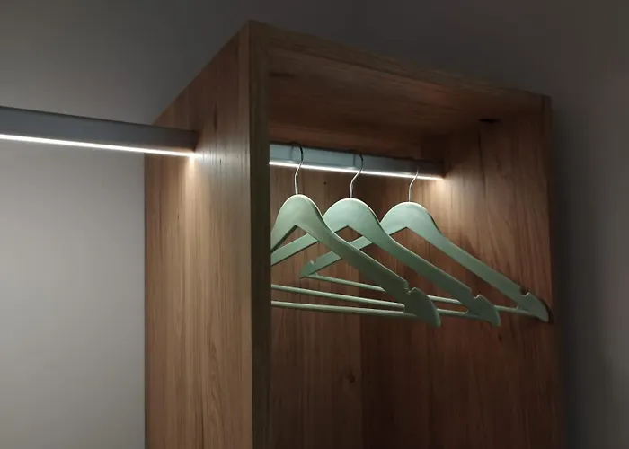 Plaza Rooms