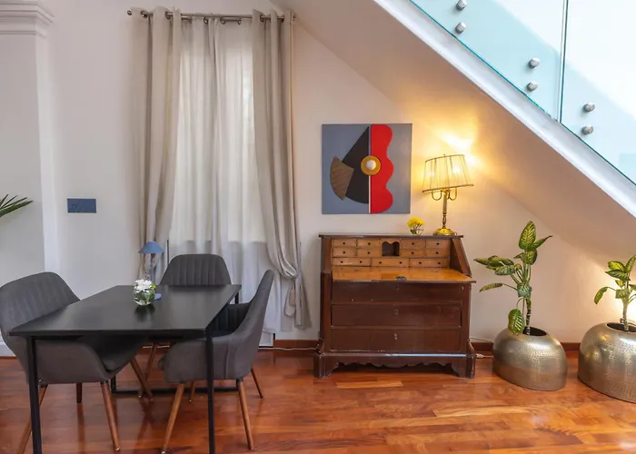 Hotel con piscina: L' Hotellerie Easy Suites