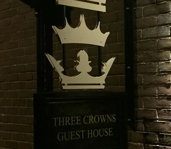 Three Crowns Guest House