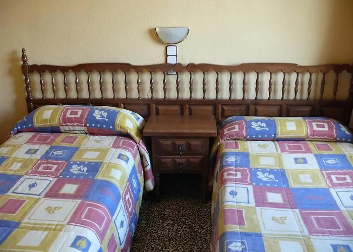 Hostal Rodes