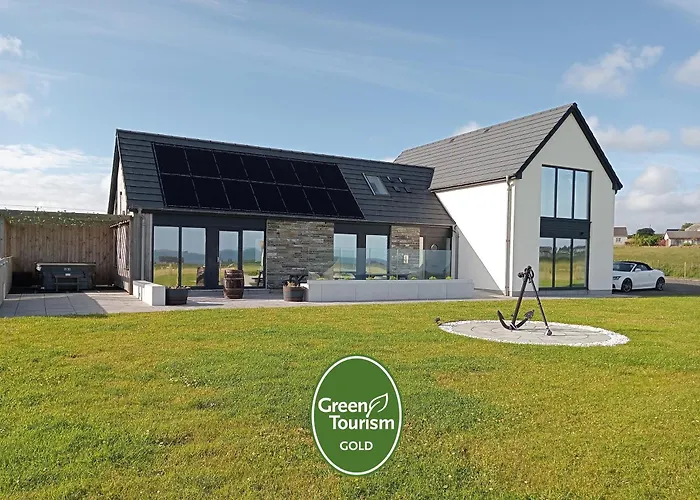 Flotnar Hus - Newbuild B&B