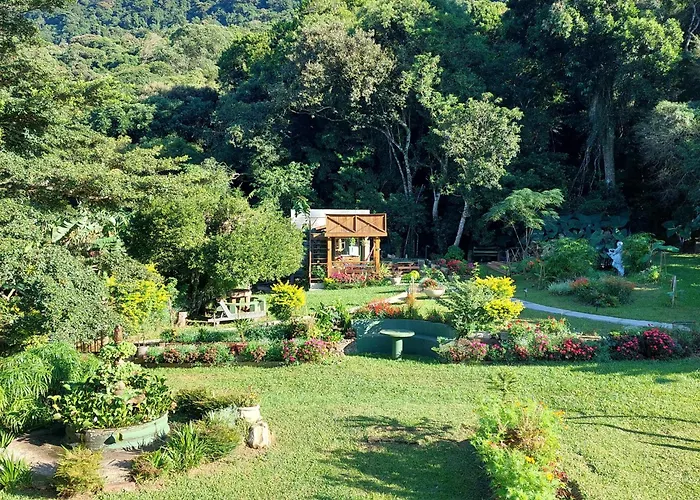 Recanto da Paz - Aos pés do Morro da Borússia