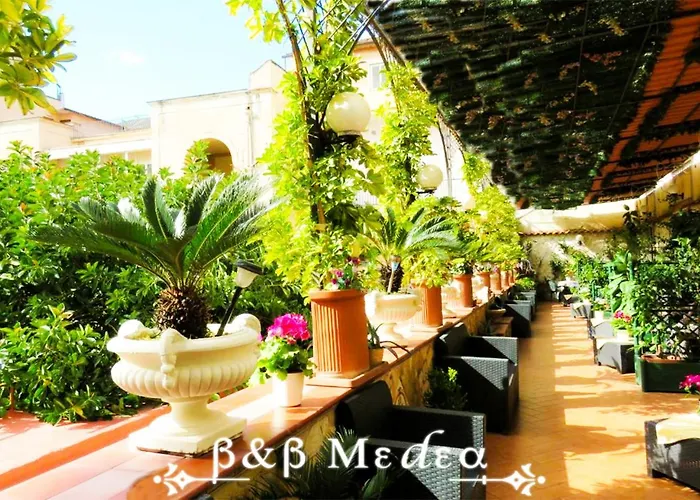 Central hotel: Bed & Breakfast Medea