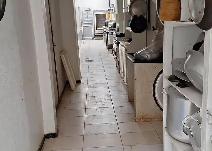 Quarto triplo com banheiro em Pousada e Restaurante
