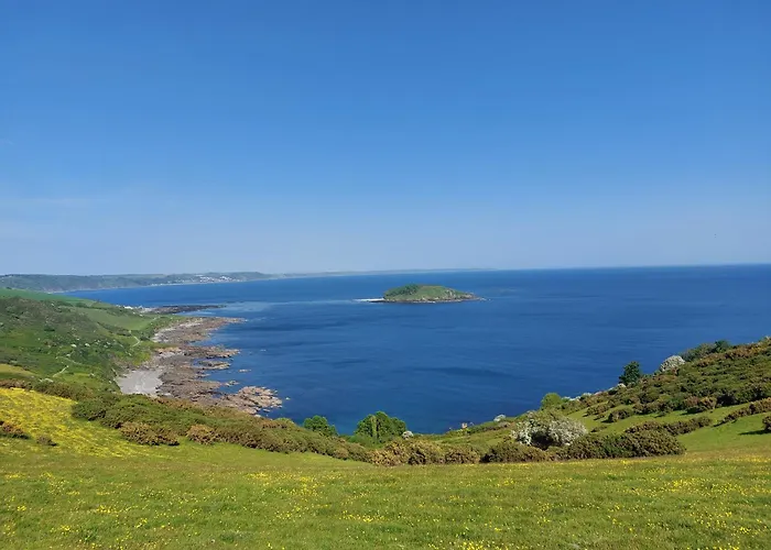 Tregarthen Cottage - Tranquil Self-Contained Room Near Looe Offering Easy Parking Right Outside With Ev Point