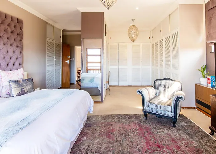 A' Queenslin Guesthouse