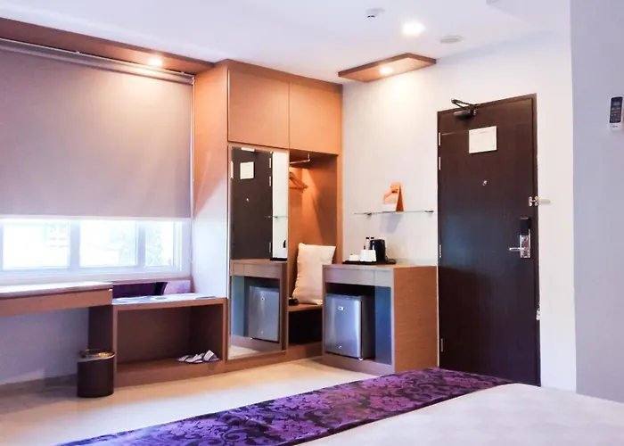 3 star hotels Asialink Easy By Prasanthi