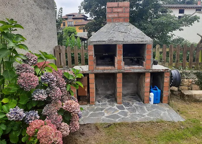 Apartamentos Rurales la Candaliega