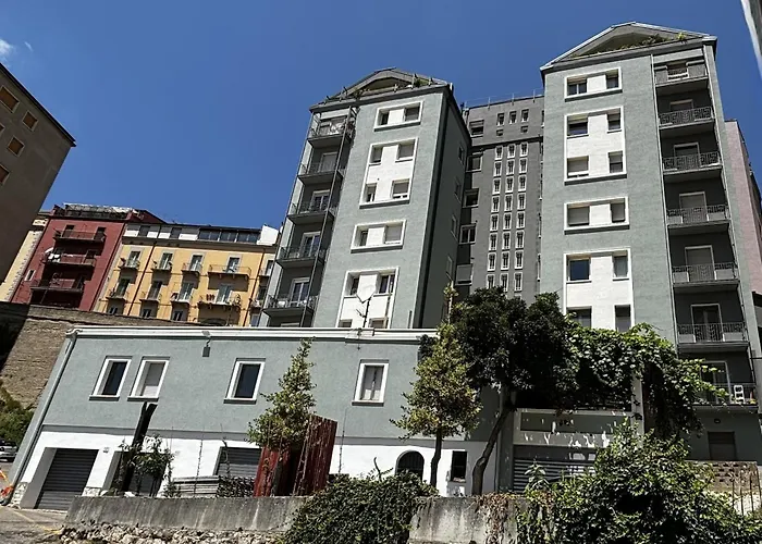  ESSENTIAL HOUSE In Centro Città Con Parcheggio Privato E WIFI