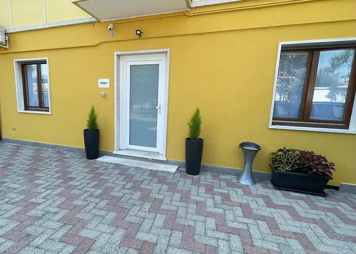 Casa Corte 25