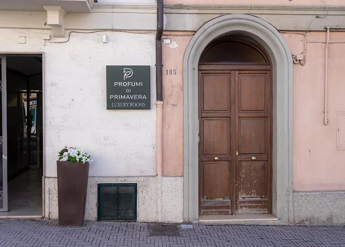 Hotel vicino al College: Profumi di Primavera Luxury Rooms&Suite