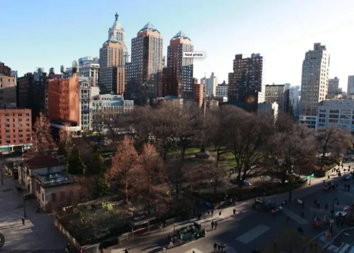 Lovely Room At 3 Bedroom Apt At The Heart Of East Village