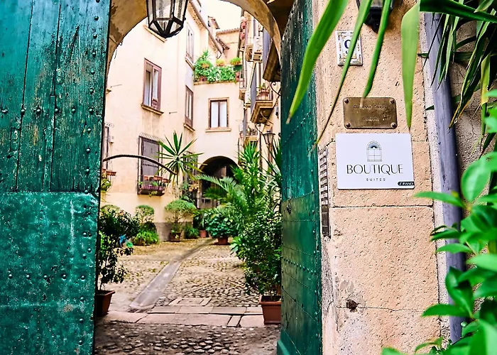 Hotel con vista: Boutique Suites - Palazzo Rodotà 1683