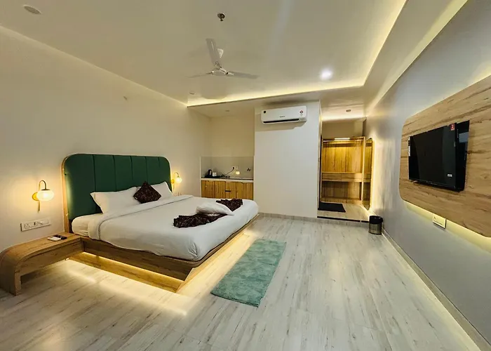 All Vacation Rentals Lavish Stay