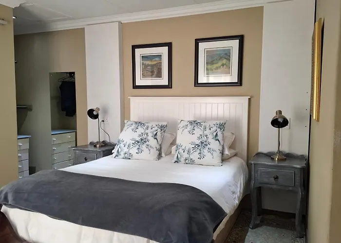 Dormio Manor Guest Lodge