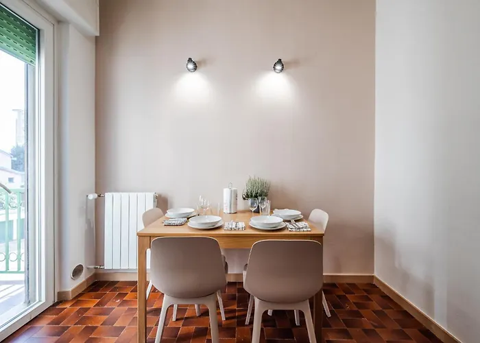 Casa Torino 101, Camere a Rozzano - Forum Assago a 7 minuti, Ospedale Humanitas a 5 minuti - SmartStay Rozzano