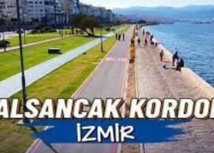 Alsancak Vintage Seaside Walk 250 M