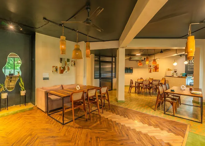 Ping Pong hotel: Minimalist One Hauz Khas Village