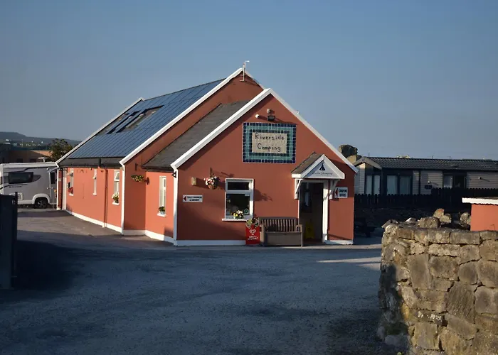 Hotel near College: Doolin Glamping