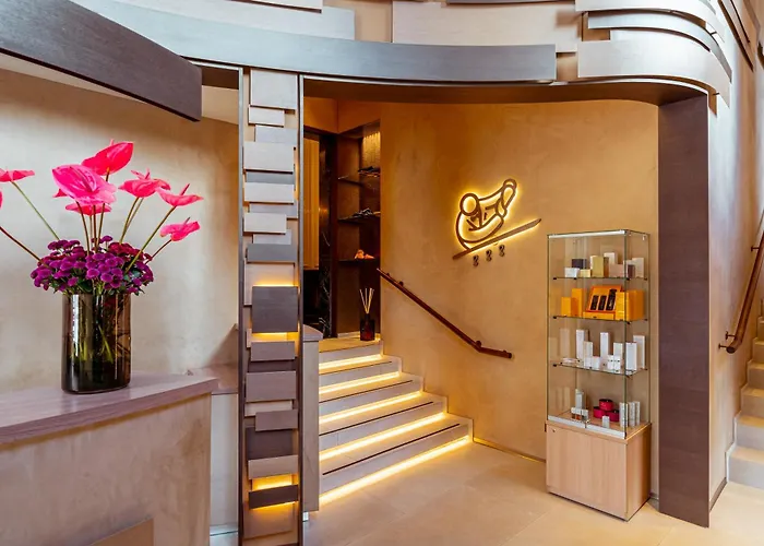 Luxury hotel only: Casa Cipriani Milano