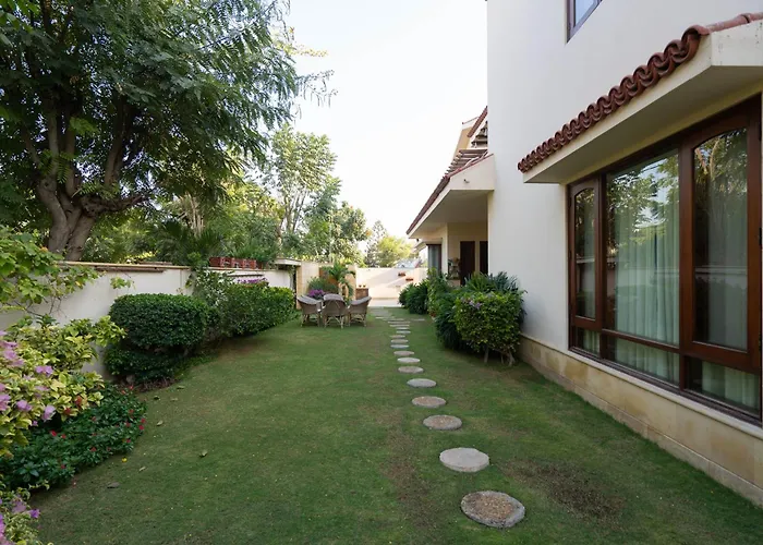 Eleve Villa