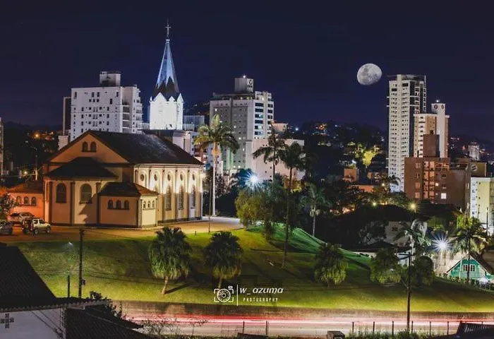 Suite Com Vista Privilegiada Poucos Minutos Vila Germanica Oktoberfest