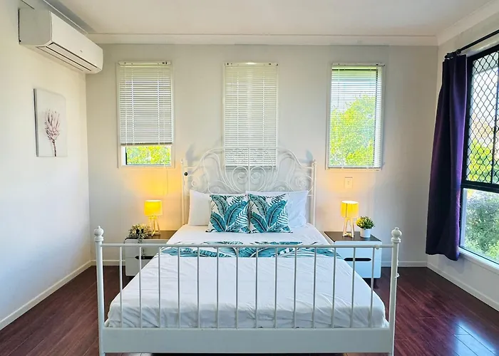 16B Peaceful Ensuite Room In Coopers Plains