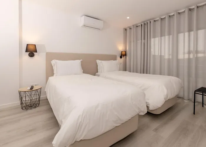 Guest House J&C