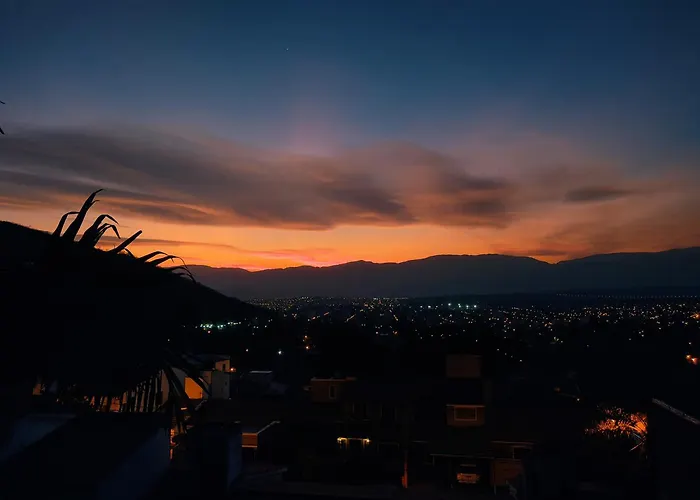 Lapacho Hostel Salta Coliving