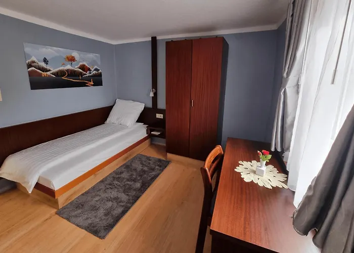 Qc5 Pension Buchen In Odenwald