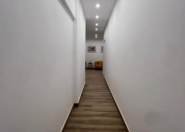 Suite 98